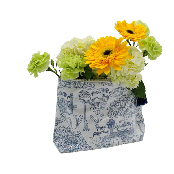 Large Zip in Fairhope Toile